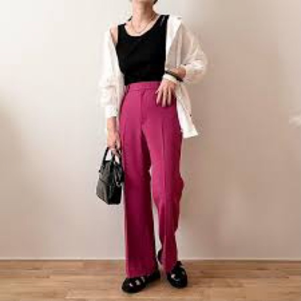 UNIQLO size S  in a great condition - Picture 4 of 13